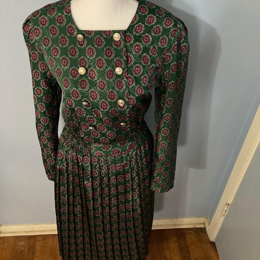 Late 90’s/Early 2000’s Ford Green and Burgundy Pleated Midi Dress & Gold Buttons